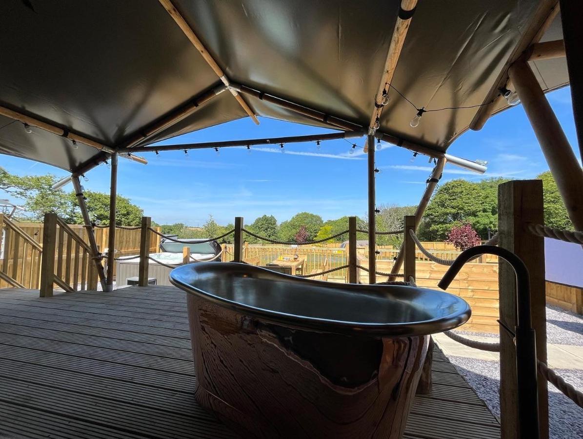 Jungle Book Safari Tent Тенби Экстерьер фото