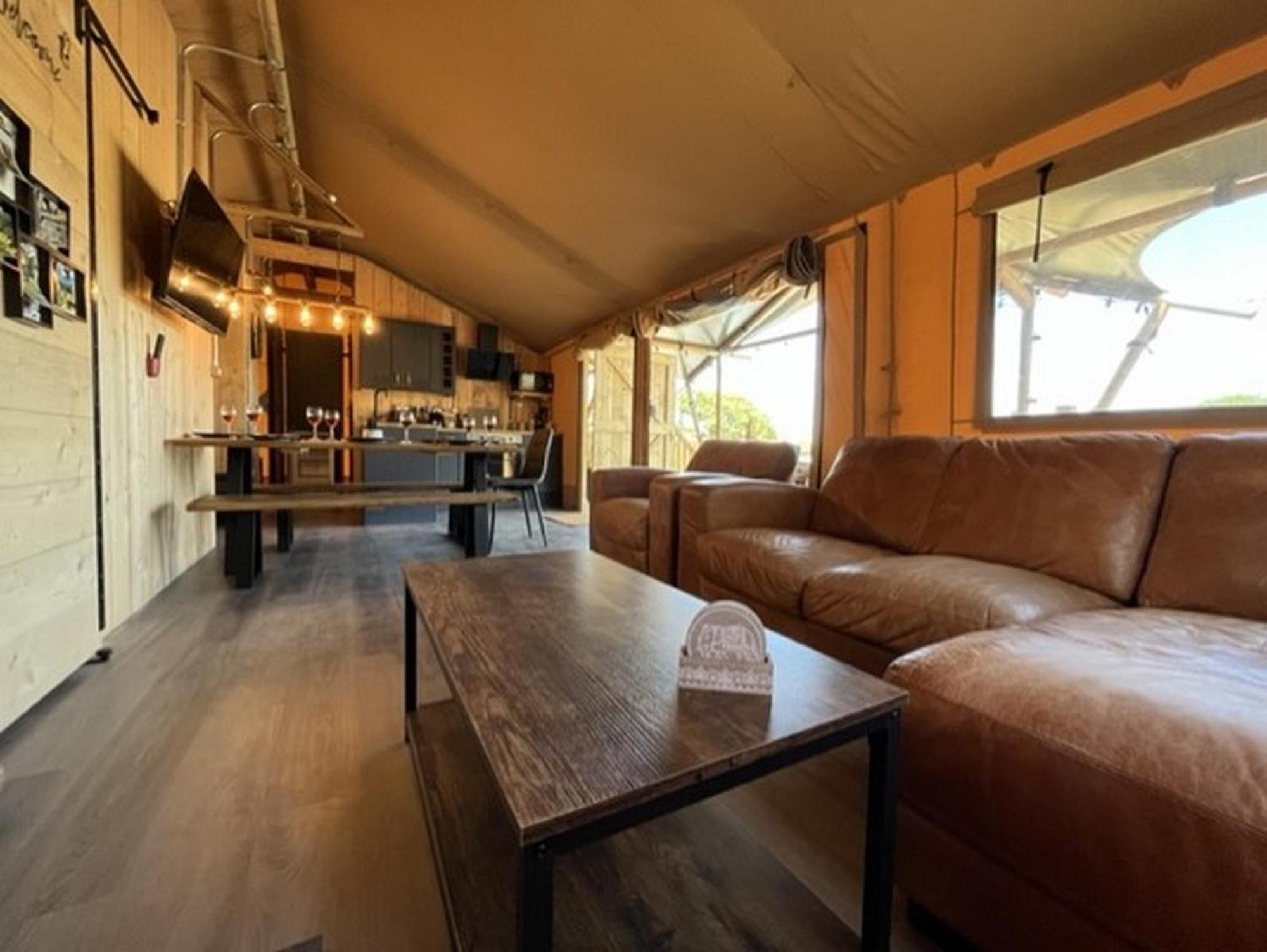 Jungle Book Safari Tent Тенби Номер фото